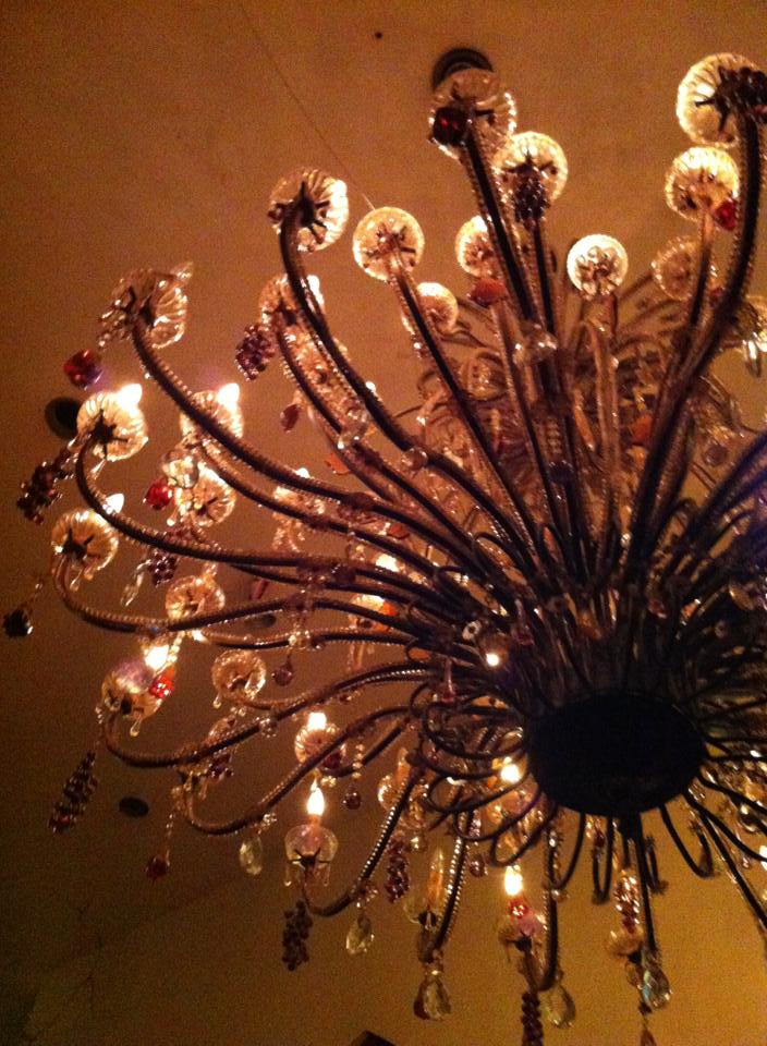 Christon Cafe chandelier decor