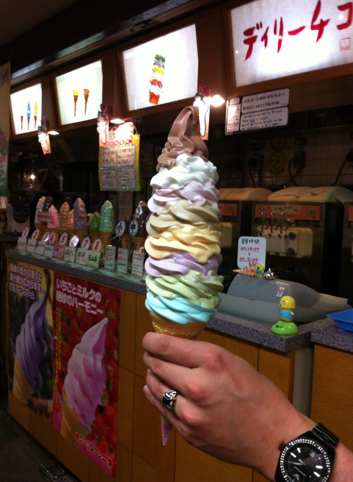 Enormous soft service ice-cream Daily Chiko Nakano Broadway