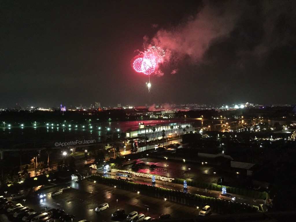 Hilton Tokyo Bay King Celebrio Park DIsneyland view at night