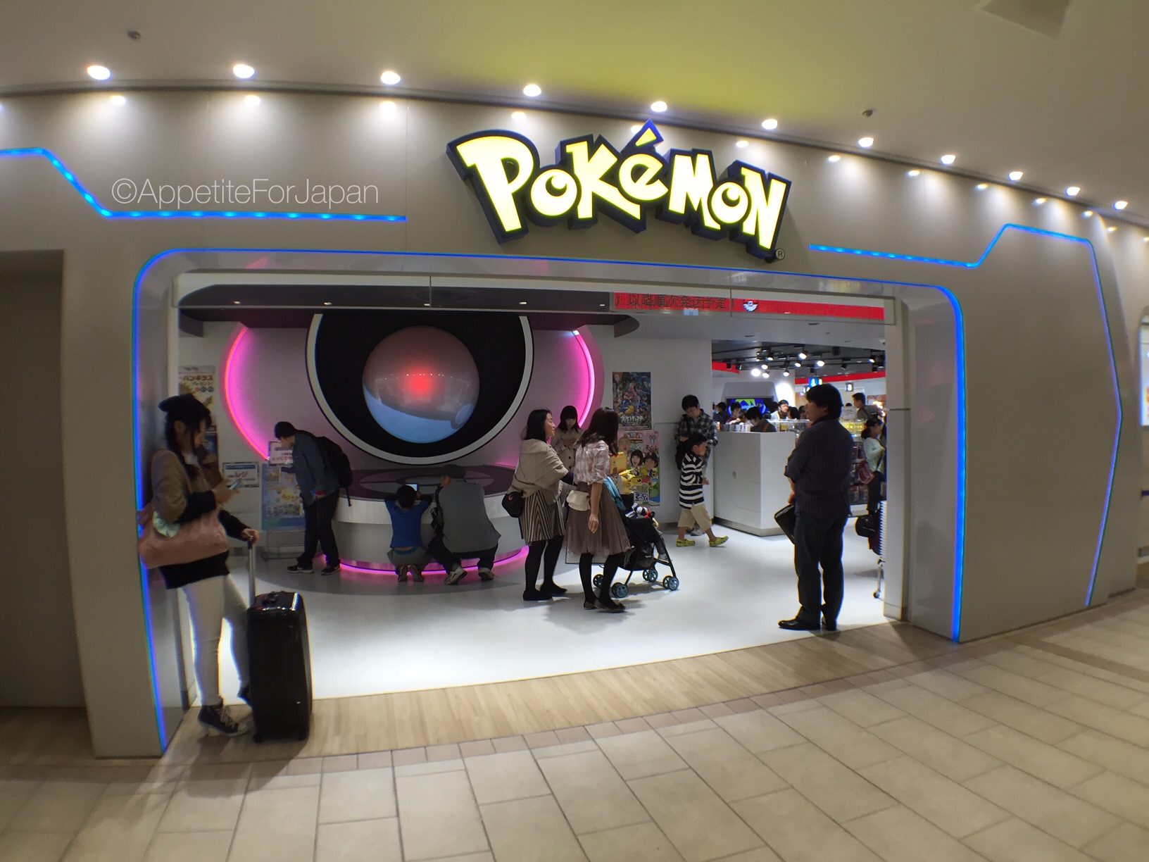 Pikachu Sweets Pokémon Café & Pokémon Center Mega Tokyo in Ikebukuro, 2022