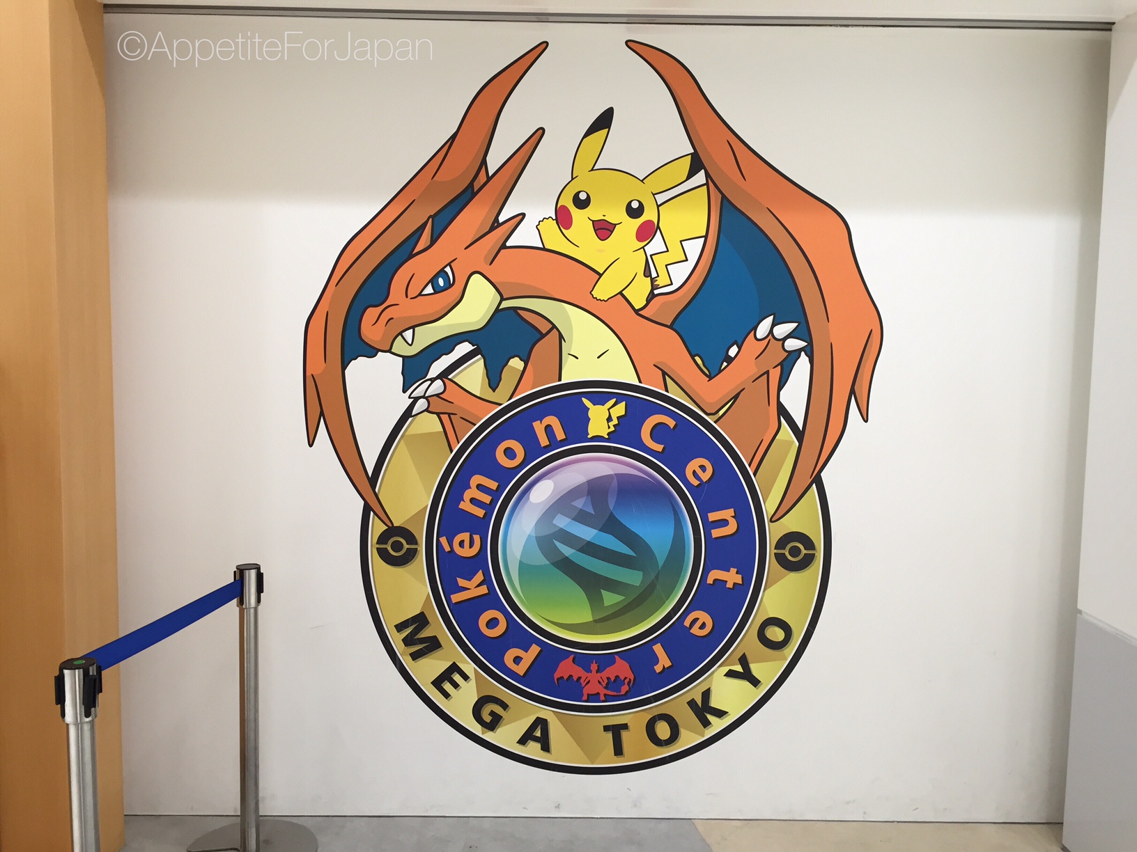 Mega Lucario and Mega Mewtwo Y @ Pokemon Center Mega Tokyo. : r/pokemon