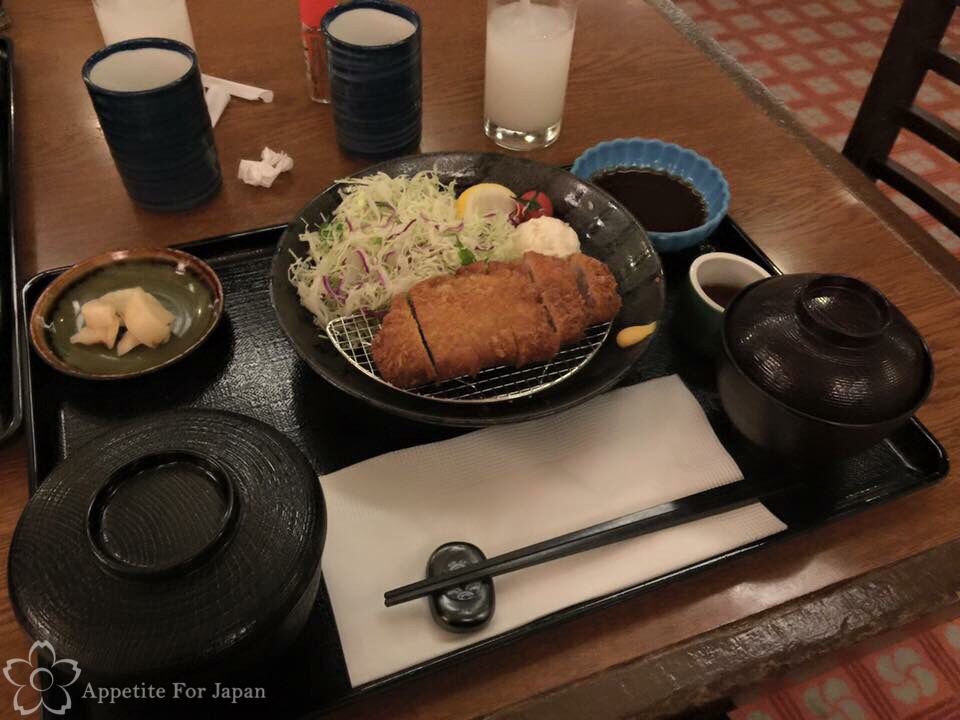 Tokyo Disneyland Restaurant Hokusai