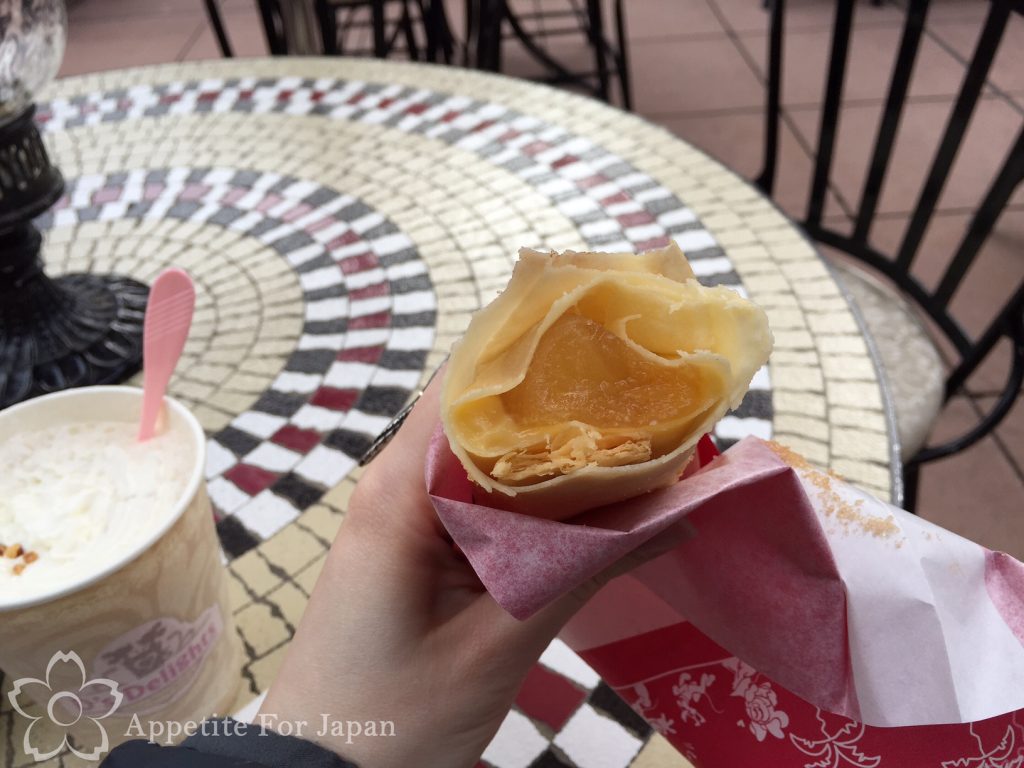 Tokyo Disneyland Café Orléans