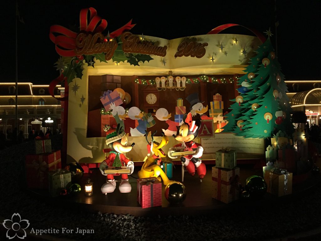 Tokyo Disneyland Christmas Fantasy