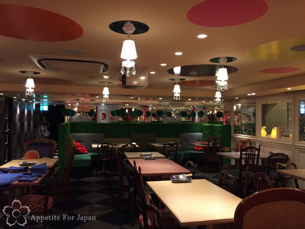 Alice In A Magical Land Theme Restaurant Shinjuku