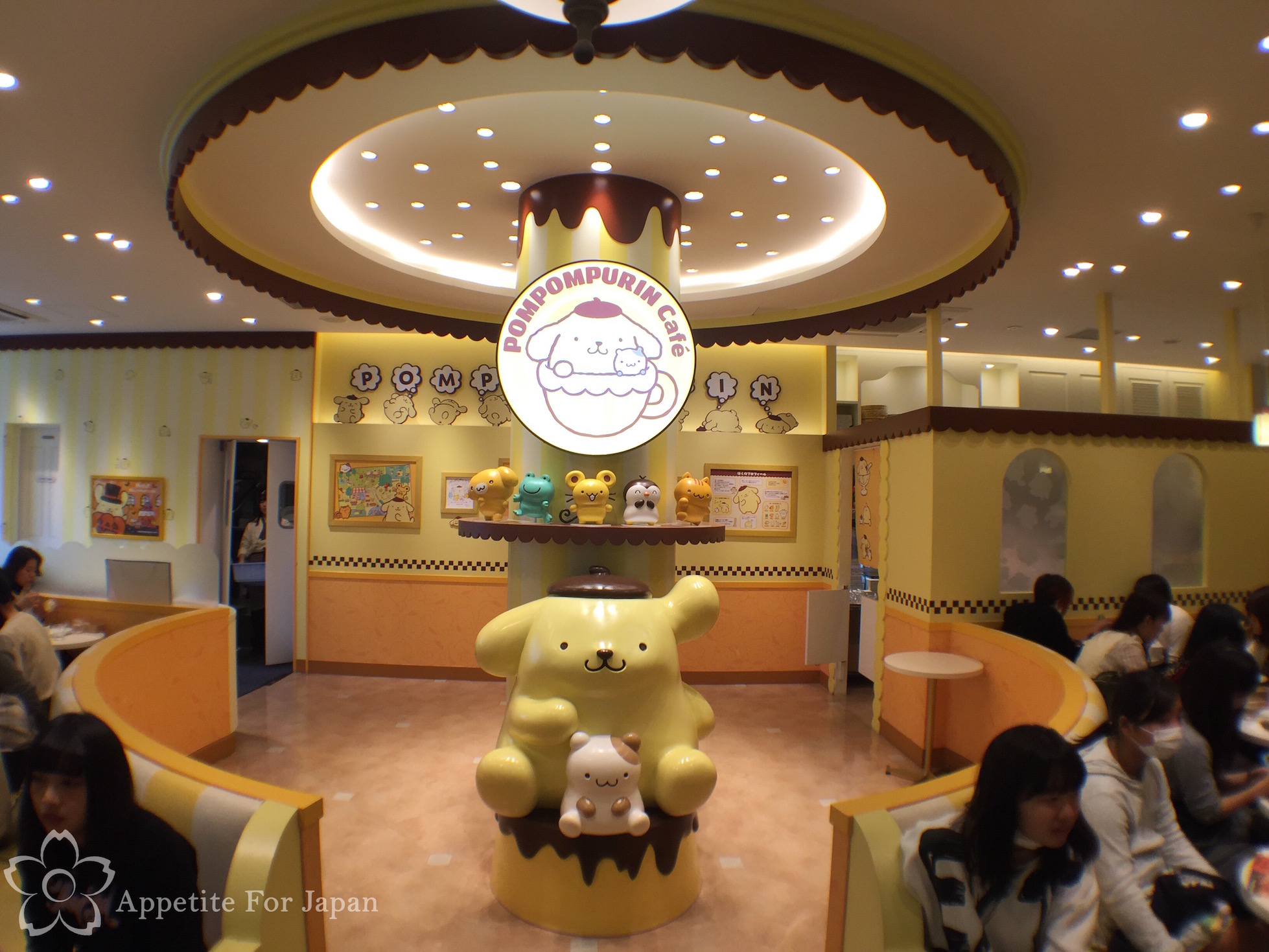 Pompompurin Cafe Harajuku: a super kawaii Sanrio restaurant Tokyo – Japan