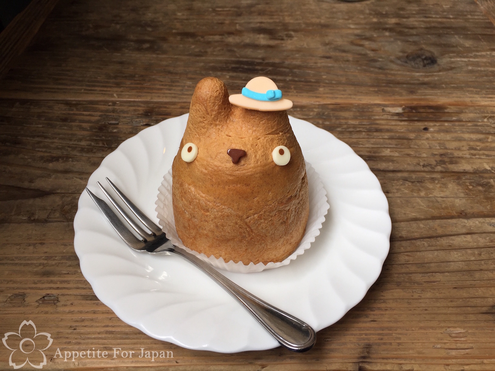 Shiro-Hige’s Cream Puff Factory: Totoro profiteroles – Appetite For Japan